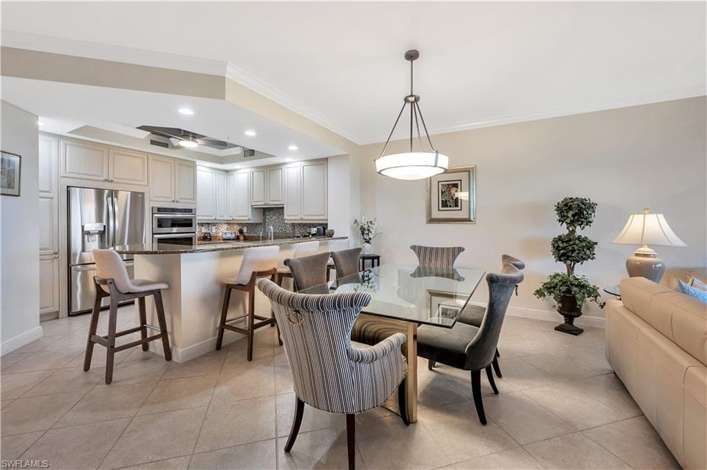 23850 Via Italia CIR 404-6