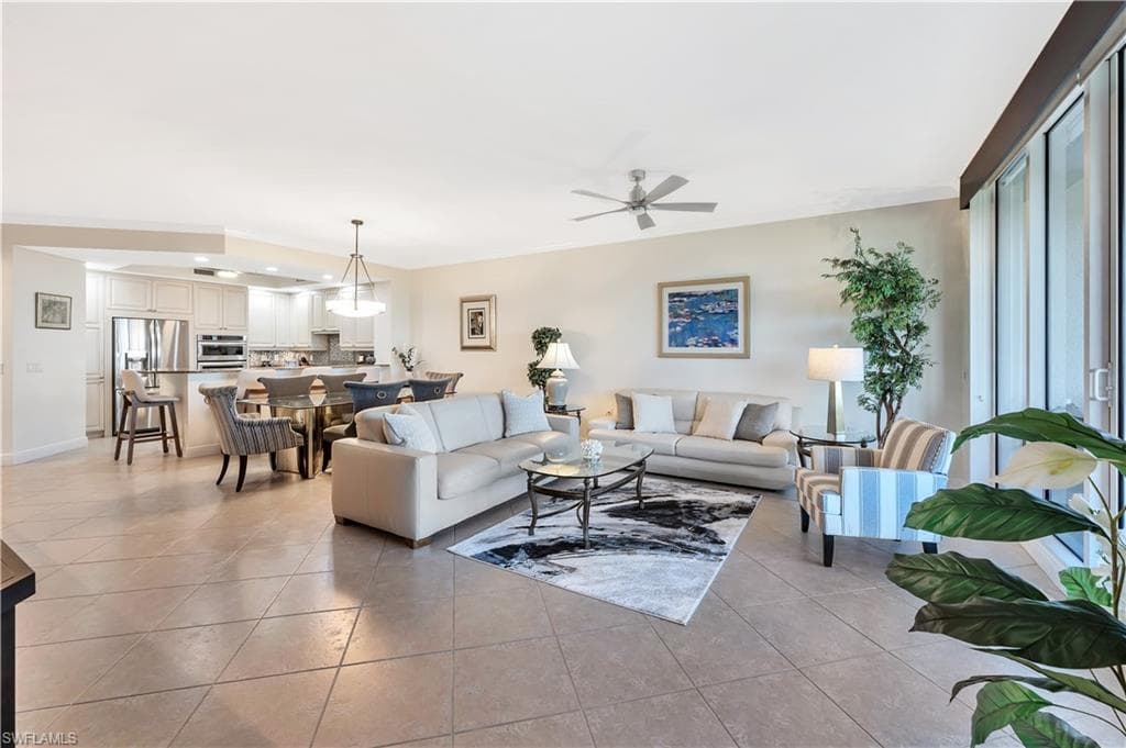 23850 Via Italia CIR 404-4