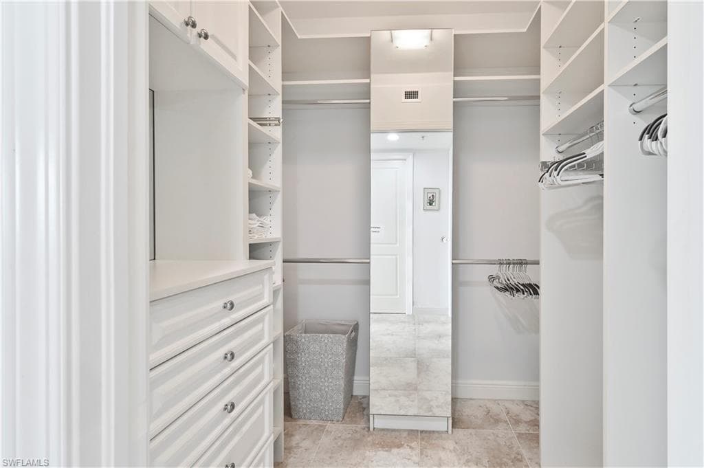 23850 Via Italia CIR 404-19