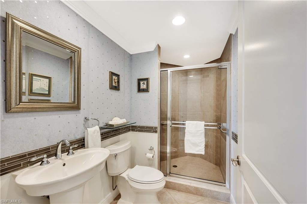 23850 Via Italia CIR 404-32