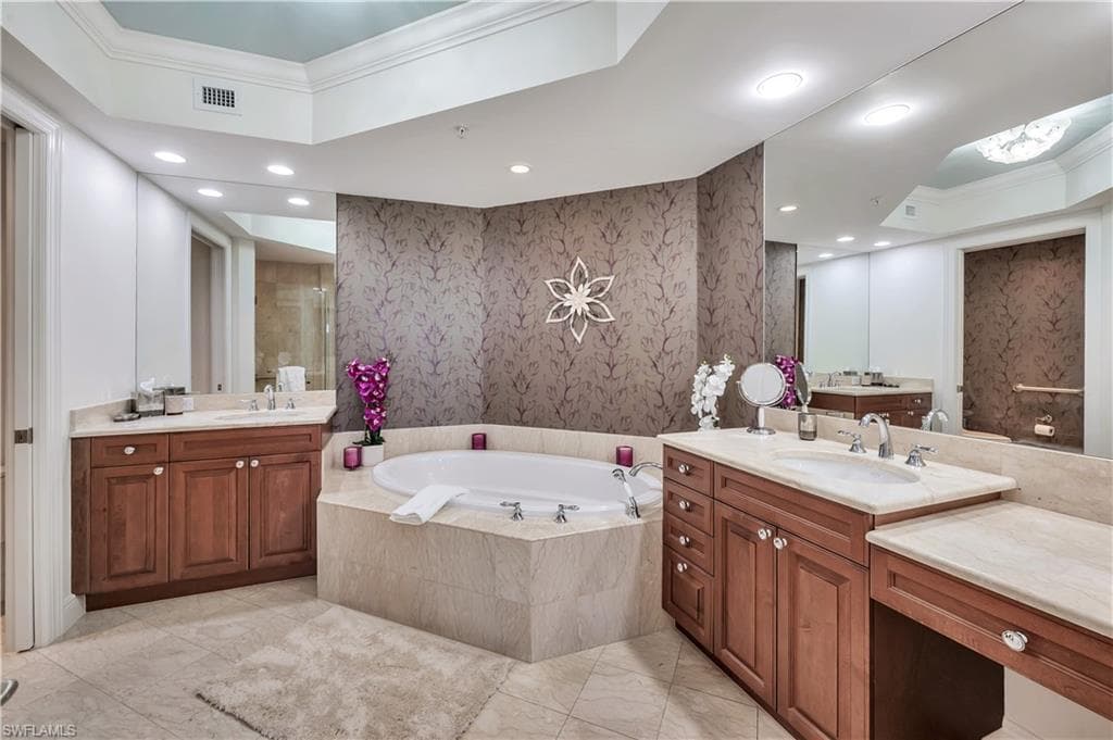 23850 Via Italia CIR 404-17