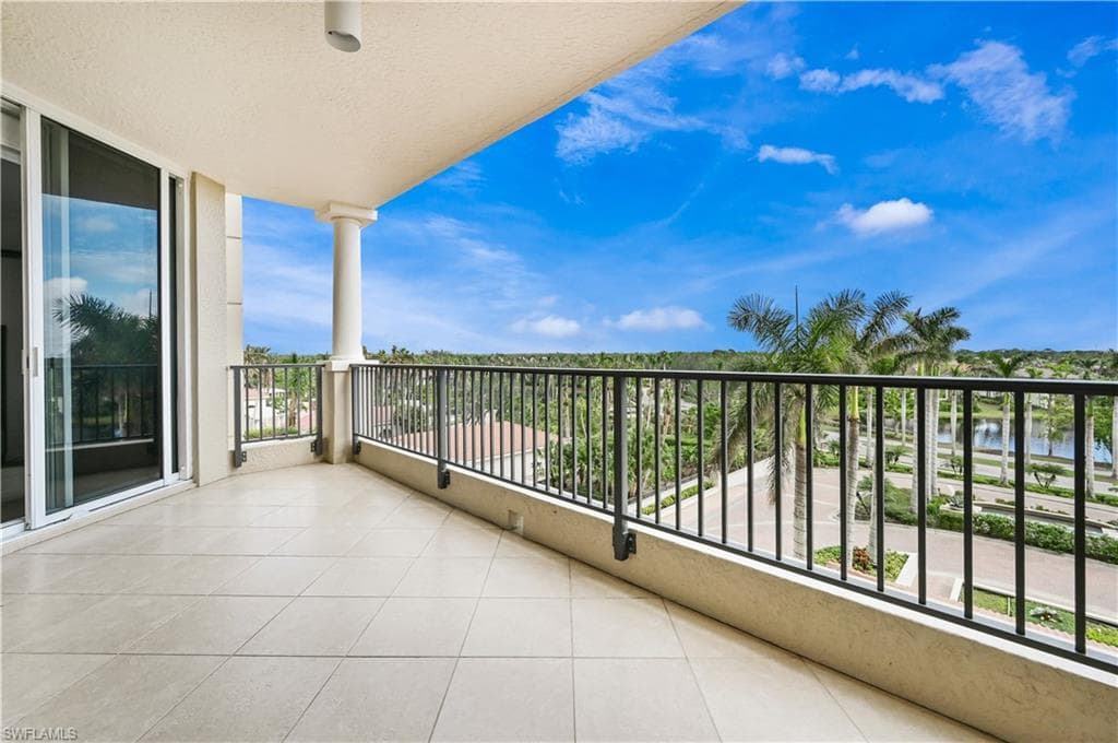 23850 Via Italia CIR 404-38