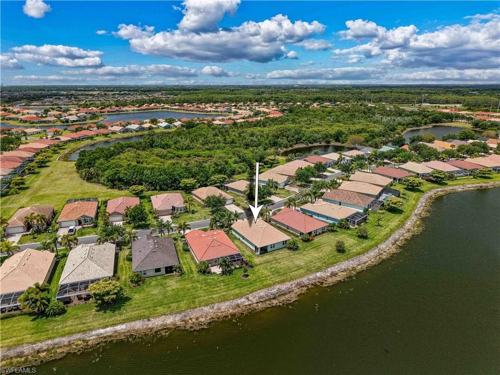 2877 Apple Blossom DR-27