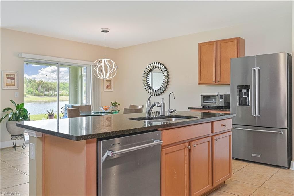 2877 Apple Blossom DR-29