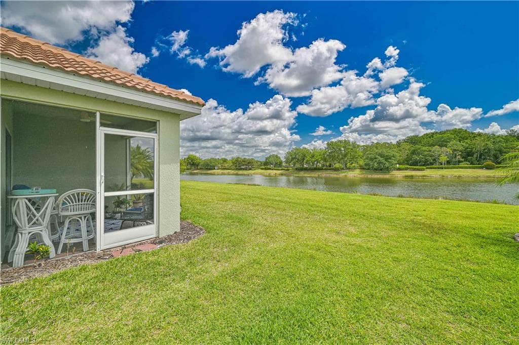 2877 Apple Blossom DR-30