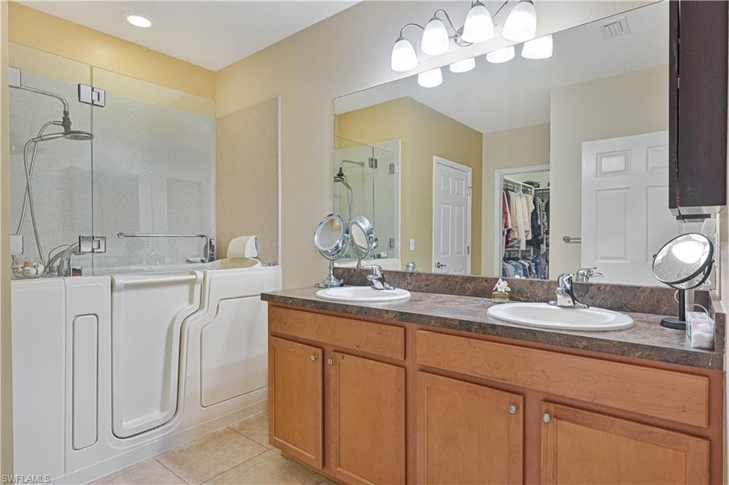 2877 Apple Blossom DR-7