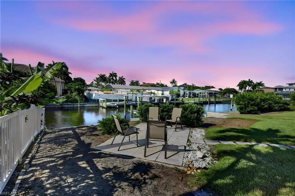 397 Parkway CT-1