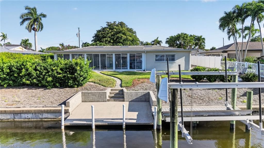 397 Parkway CT-4