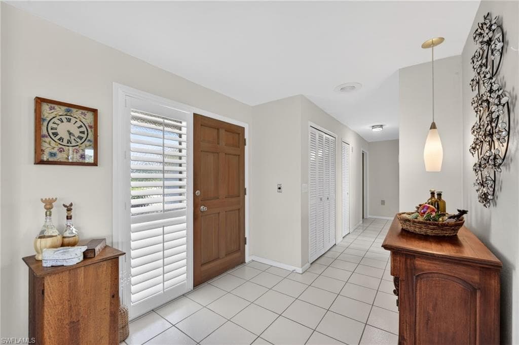 397 Parkway CT-10