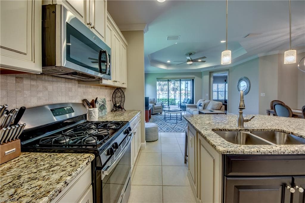 4420 Waterscape LN-6