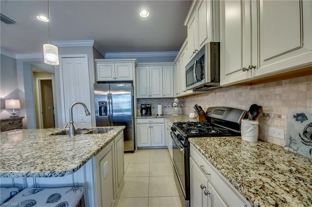 4420 Waterscape LN-7