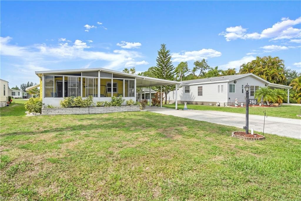280 Grassy Key LN-19
