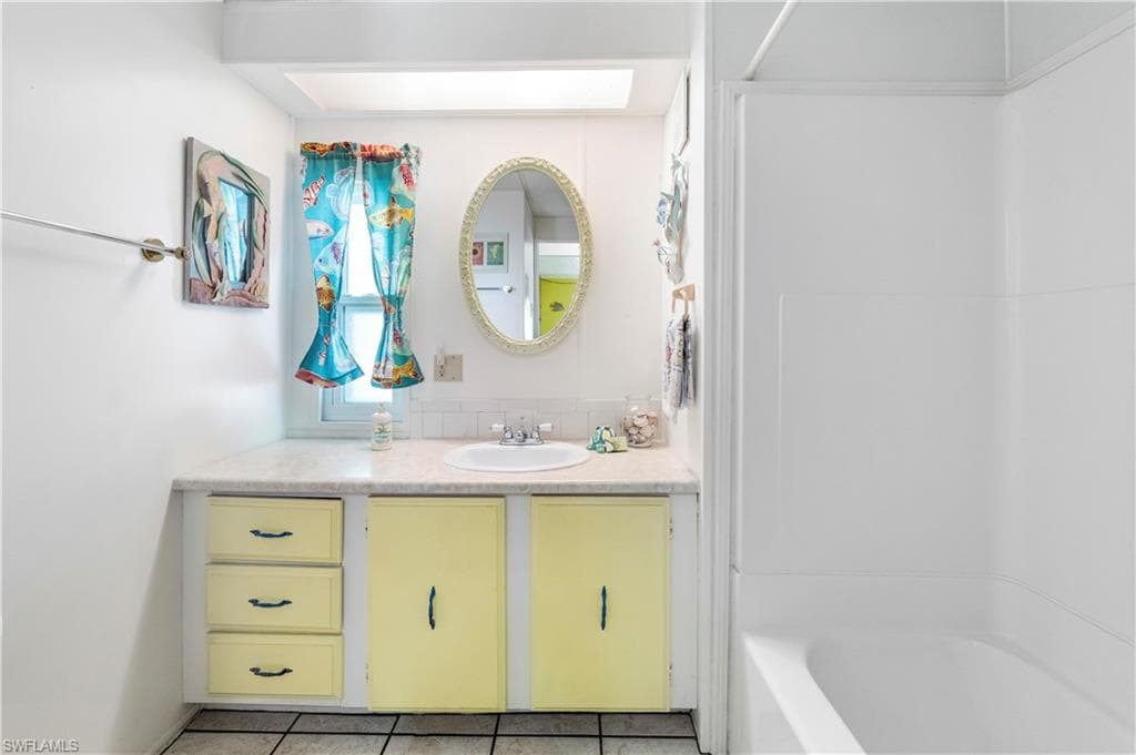 280 Grassy Key LN-8