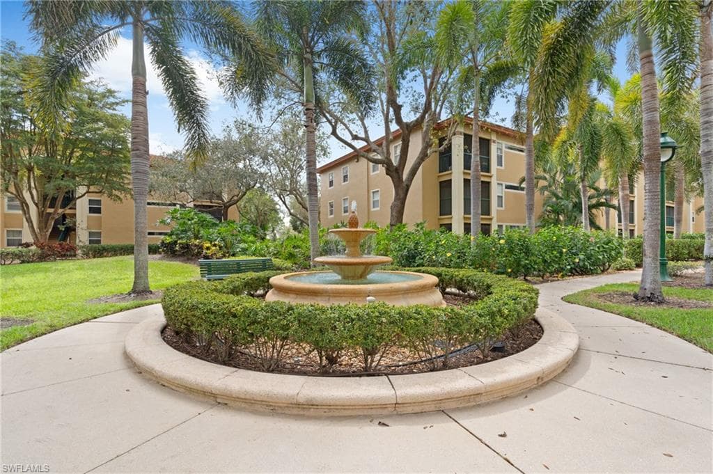 8940 Colonnades CT E 734-22