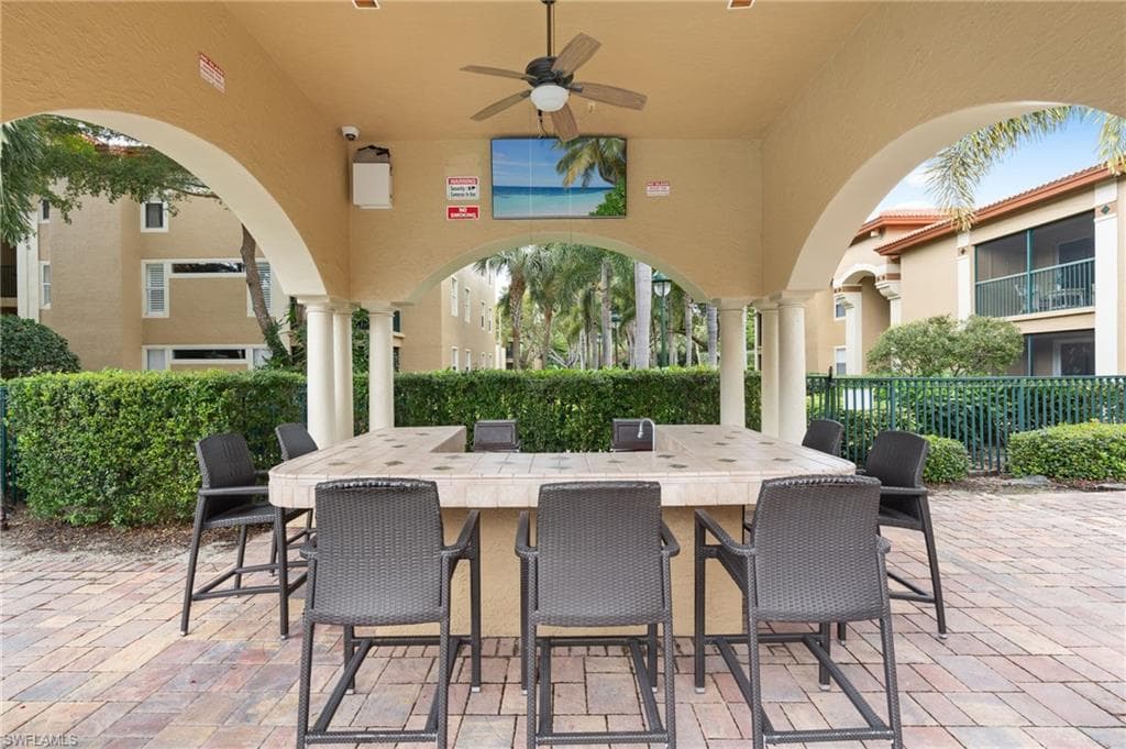 8940 Colonnades CT E 734-24