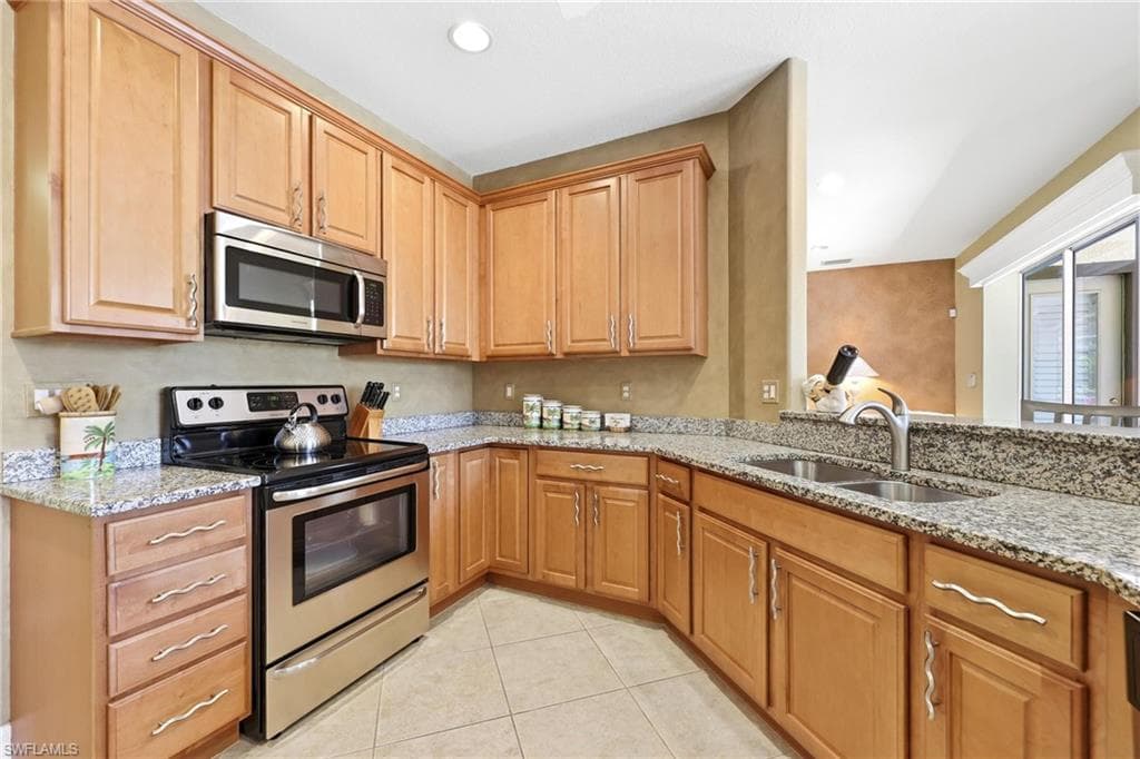 3951 Ruxton RD-20