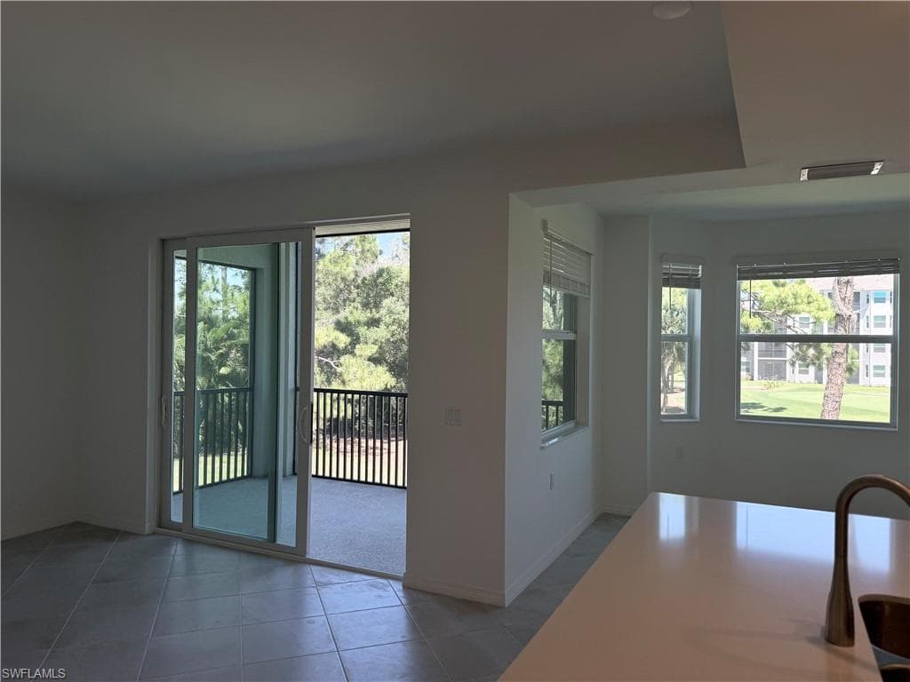 18421 Copperhead CT N 222-24