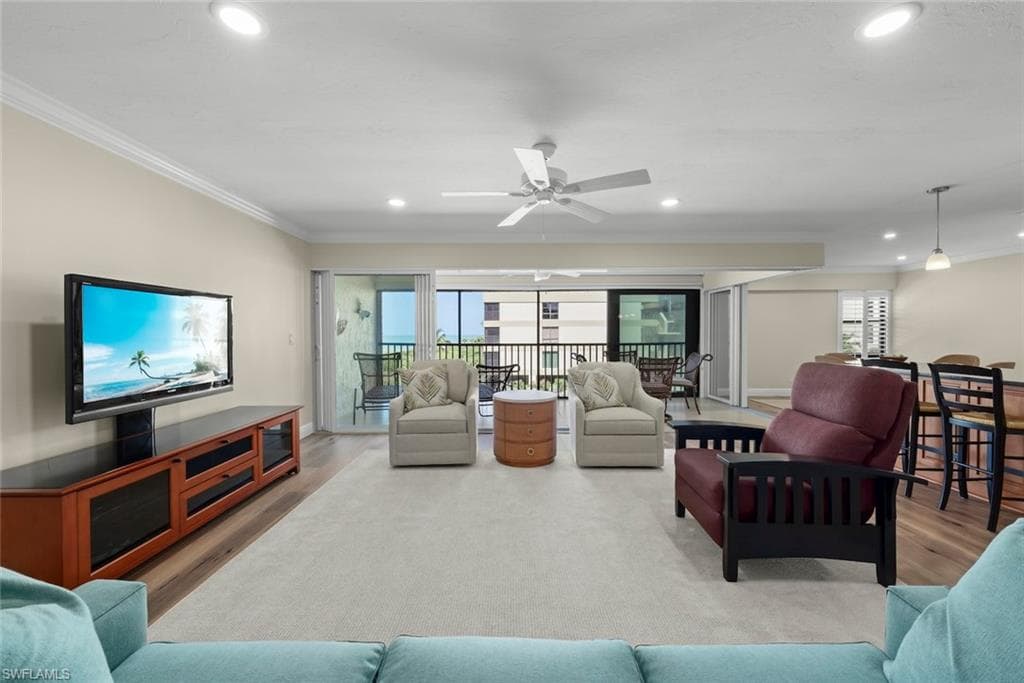 2721 W Gulf DR 205-4
