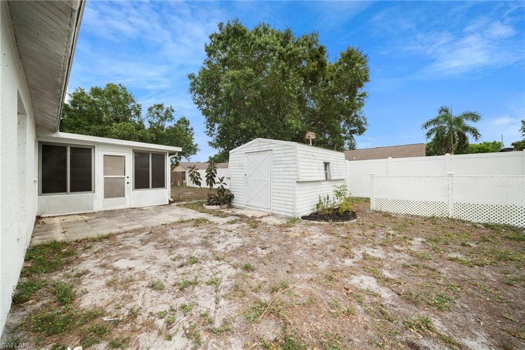 15624 sunny crest LN-31