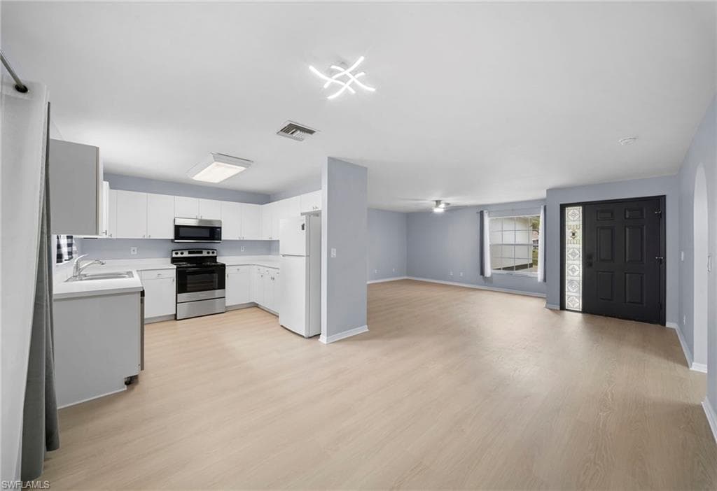 15624 sunny crest LN-10