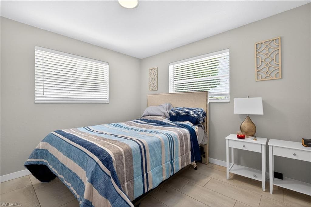 4830 Cortez CIR-7