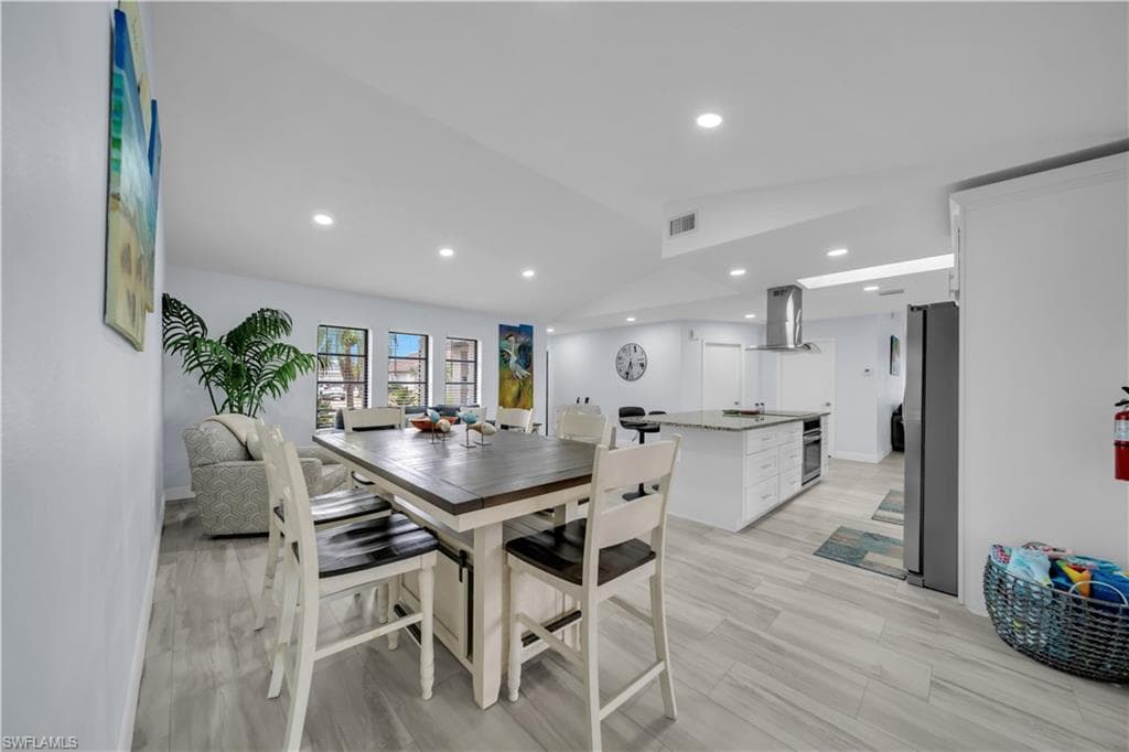 299 Rotonda CIR-5