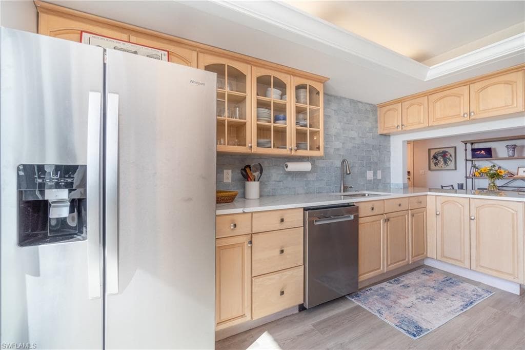 2810 Estero BLVD 511-6