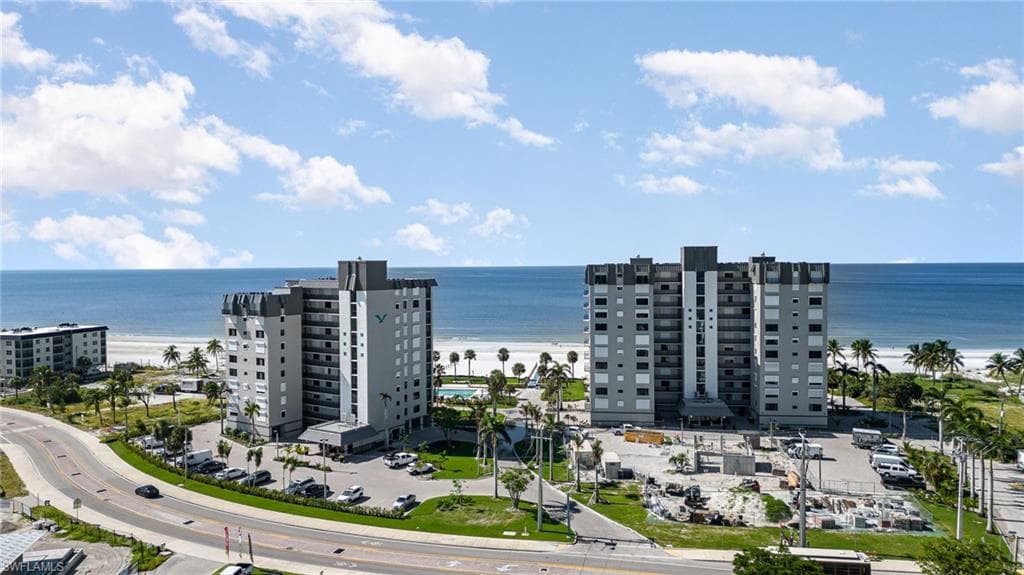 2810 Estero BLVD 511-24