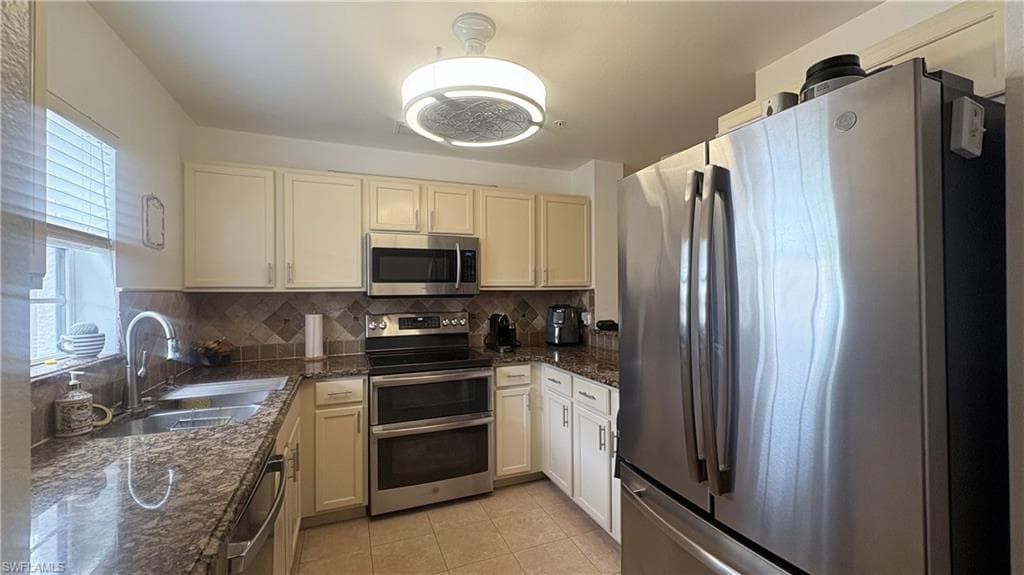 9064 Gervais CIR 105-13