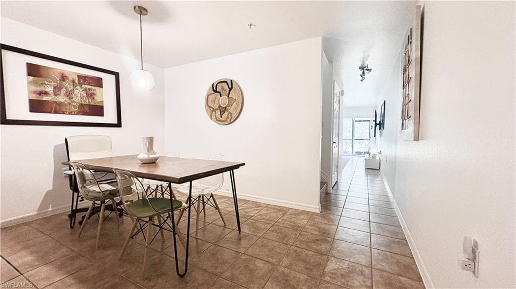9064 Gervais CIR 105-10