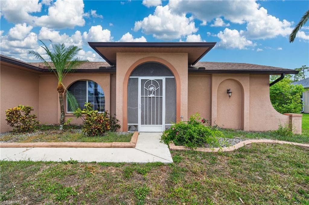 6731 Eagle Tree CT-28