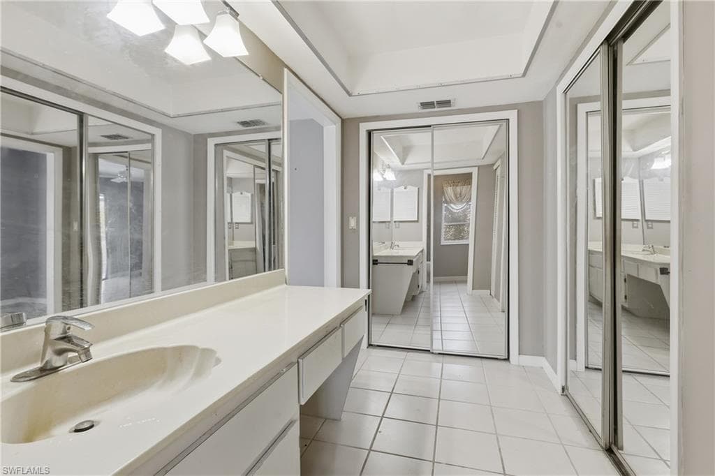 9753 Maplecrest CIR-16