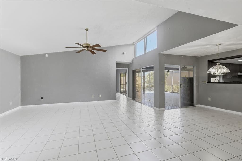 9753 Maplecrest CIR-7