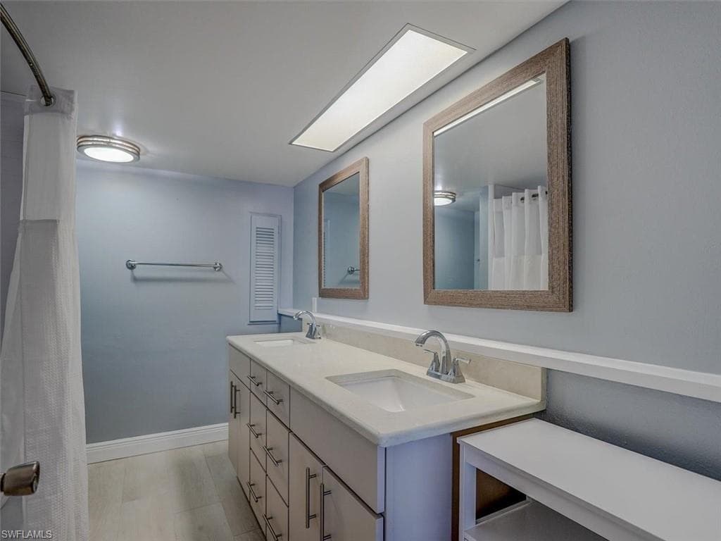 6100 Estero BLVD 5D-22