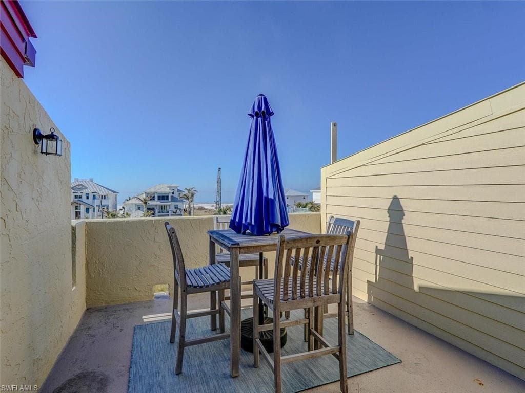 6100 Estero BLVD 5D-11