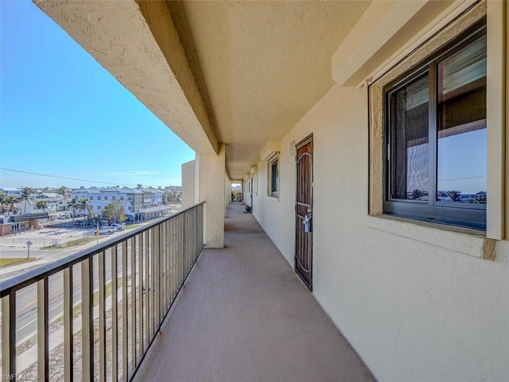 6100 Estero BLVD 5D-40