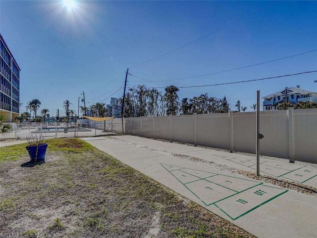 6100 Estero BLVD 5D-44