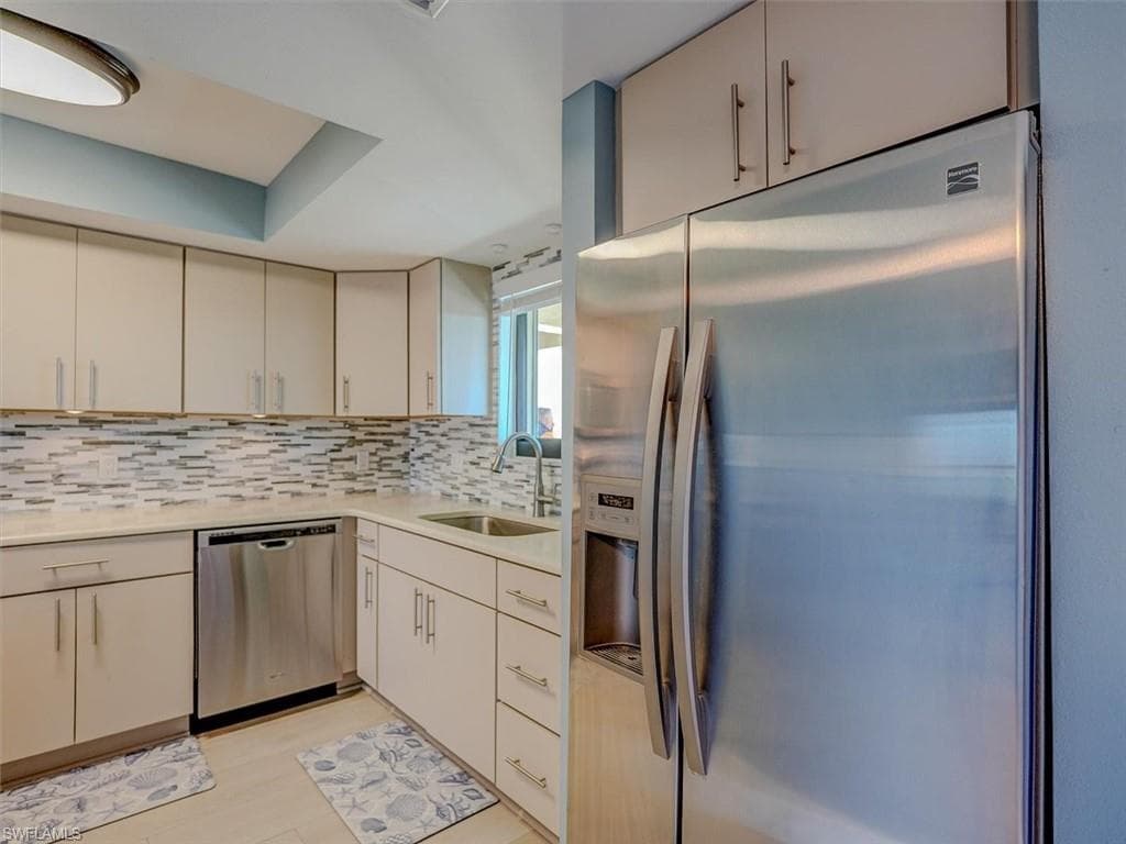 6100 Estero BLVD 5D-17