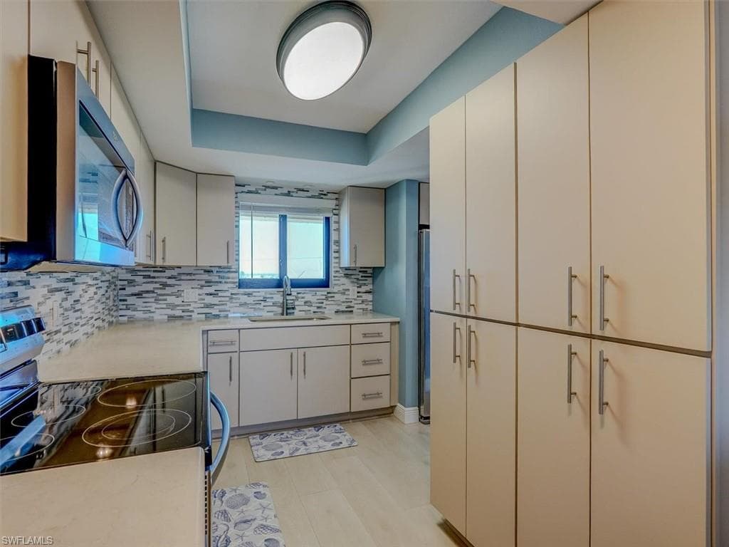 6100 Estero BLVD 5D-14
