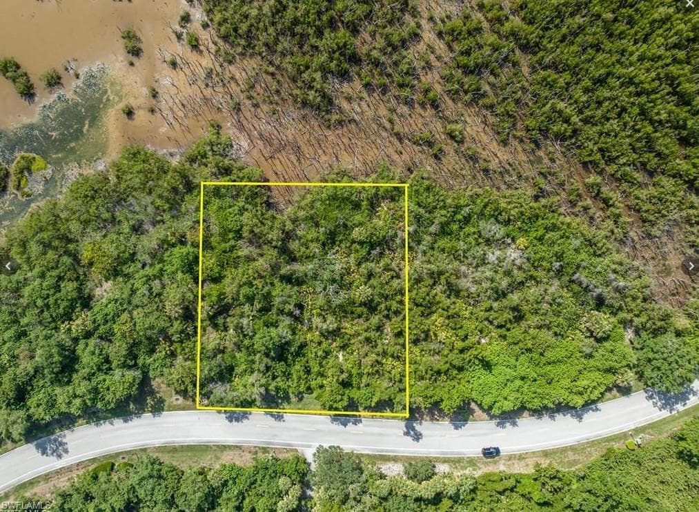 822 Whiskey Creek DR-11