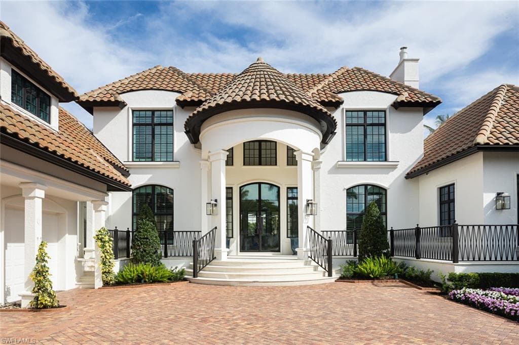 2595 Half Moon WALK-43