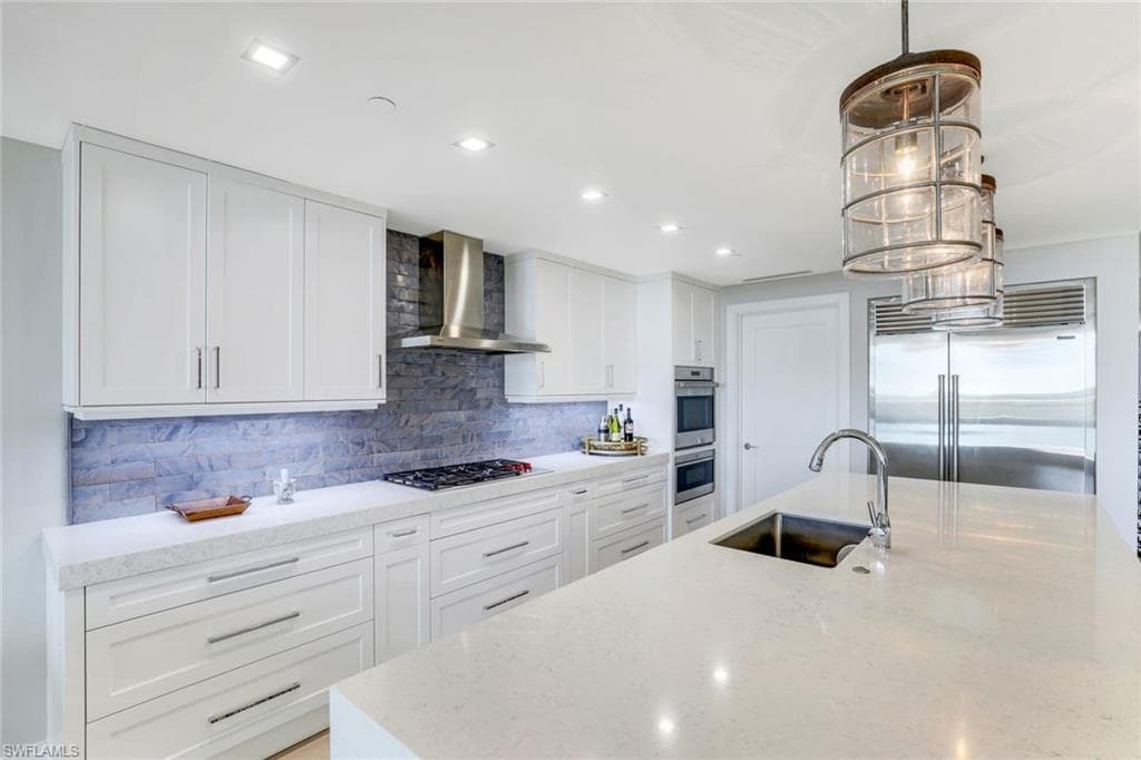 13915 Old Coast RD 502-4