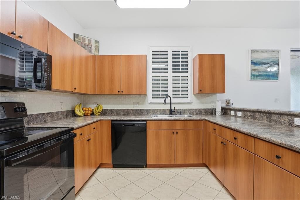 15208 Summit Place CIR-4