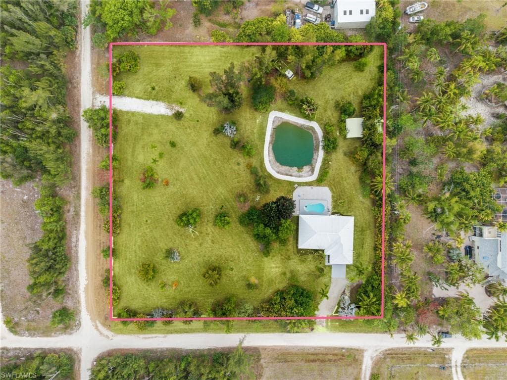 5563 Bay Point RD-12