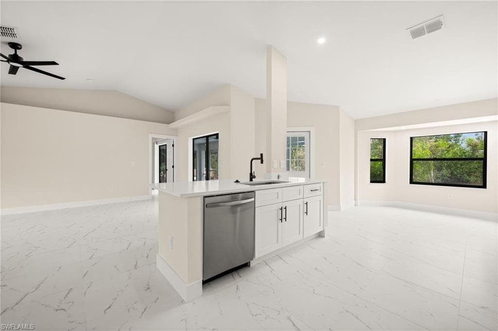 5563 Bay Point RD-27