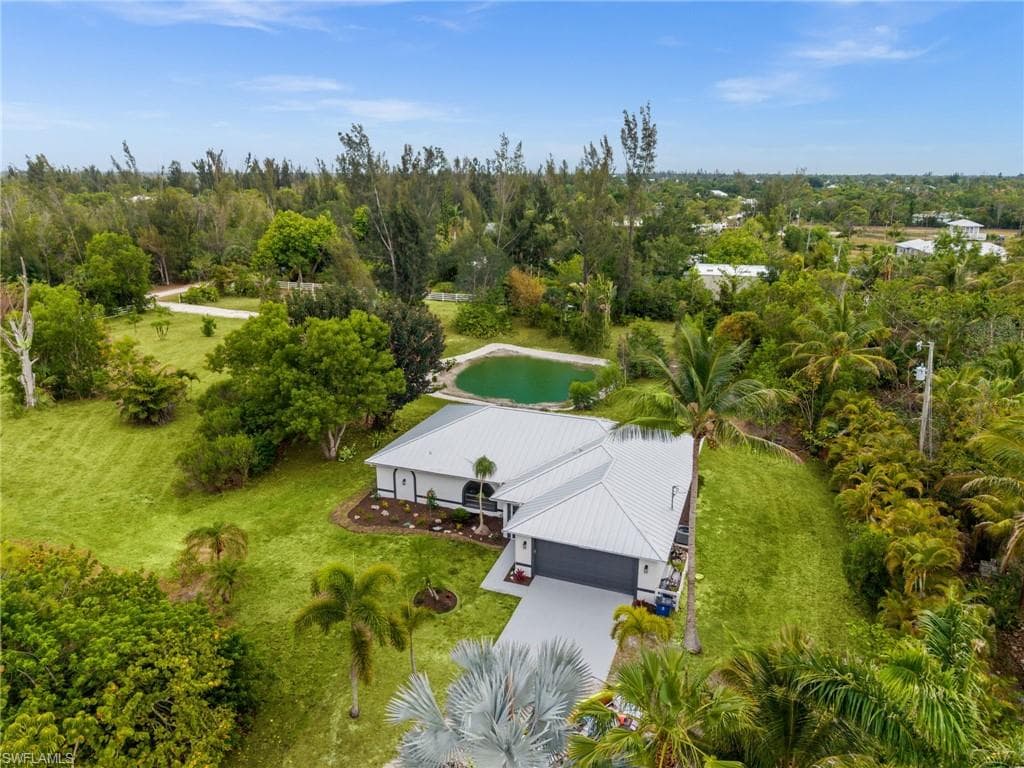 5563 Bay Point RD-19