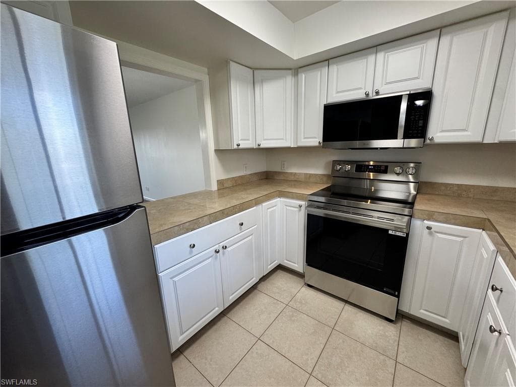 5667 Rattlesnake Hamm RD N B-301-4