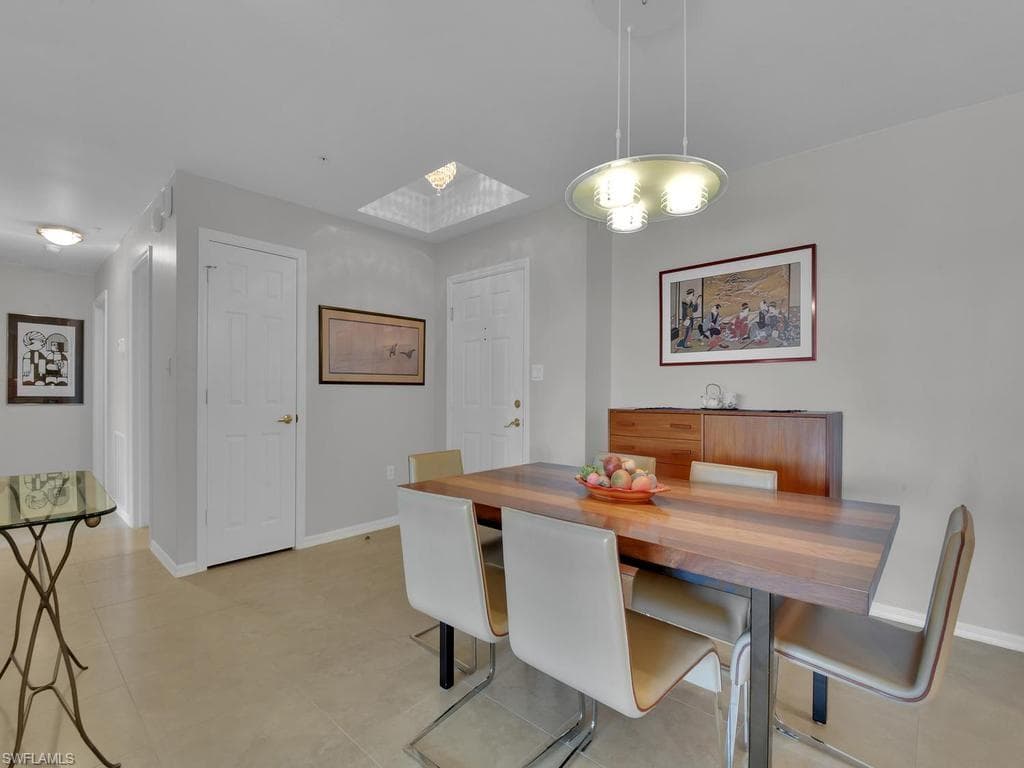 201 Arbor Lake DR 404-5
