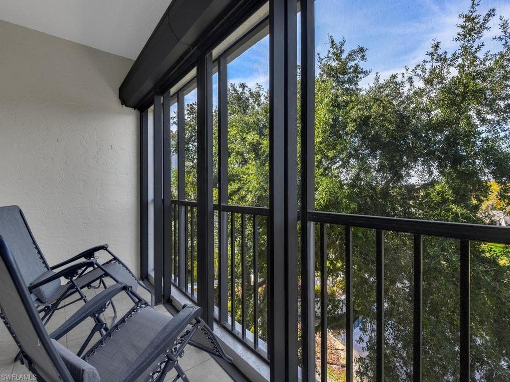 201 Arbor Lake DR 404-25