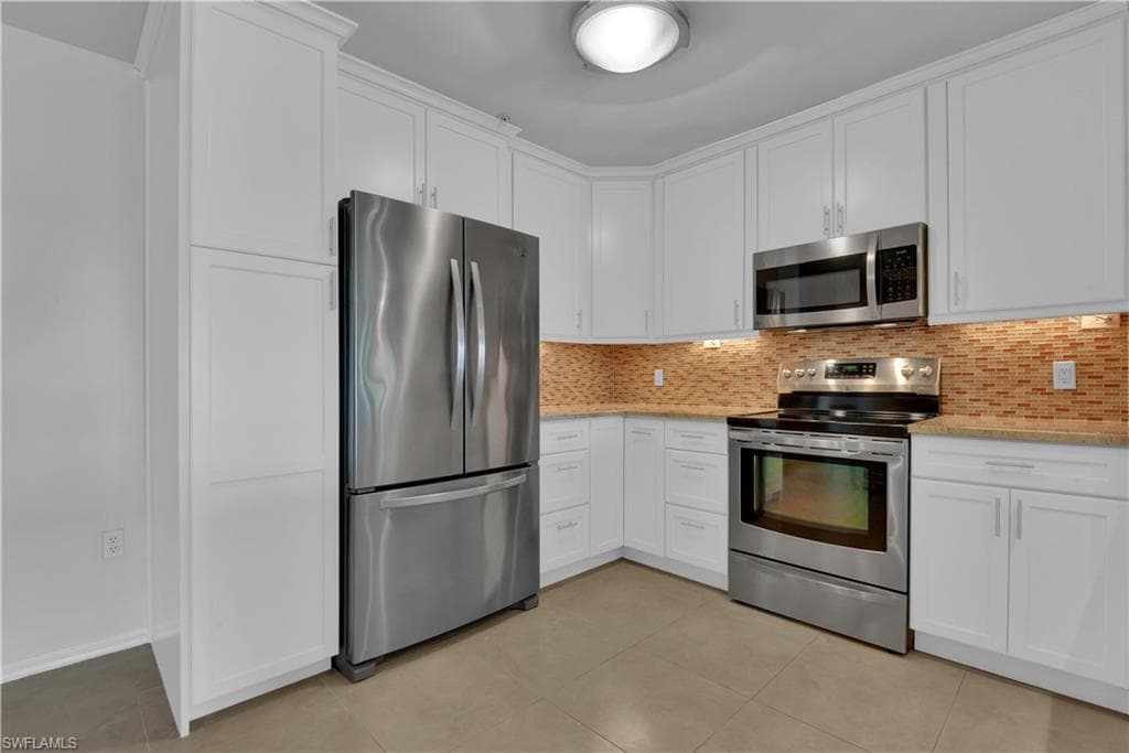 201 Arbor Lake DR 404-6